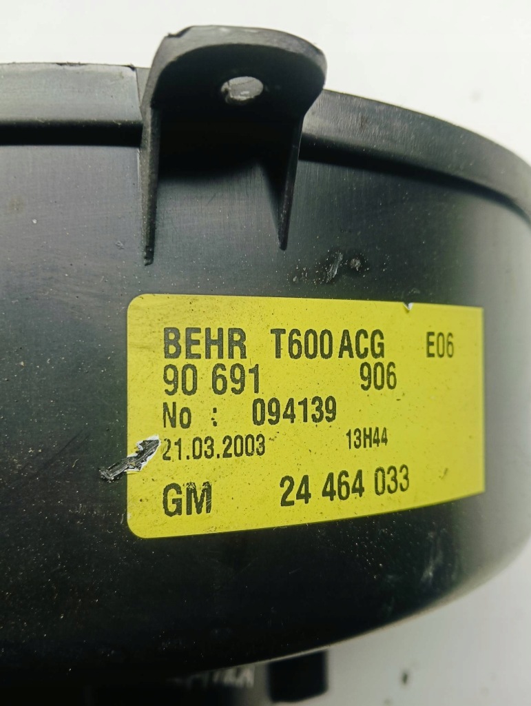 Вентилятор обдув воздуходувка behr opel zafira a 1.8 16v 9002249 24464033 в Украине