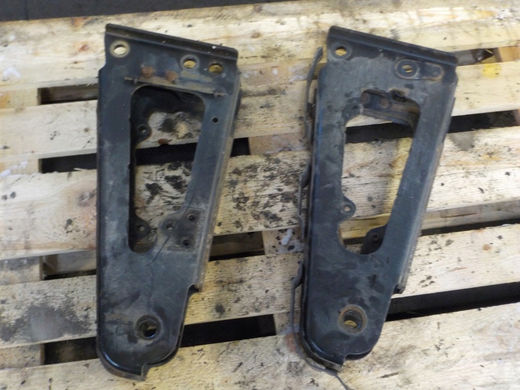 Купити Actros mp4 кронштейн підвіска кабіни a9603101460