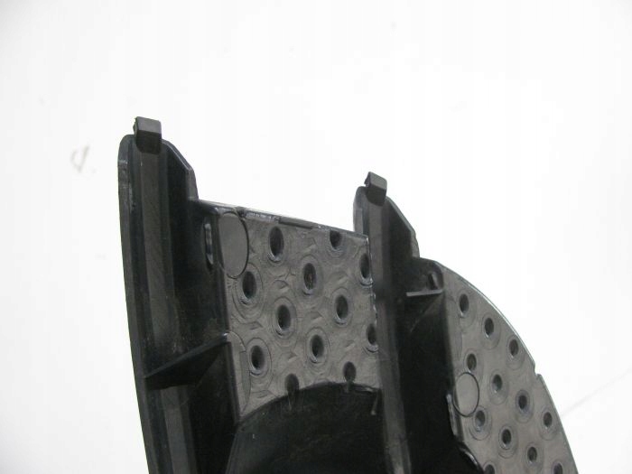 фото №8, Audi q3 решітка бампера права 8u0807682a