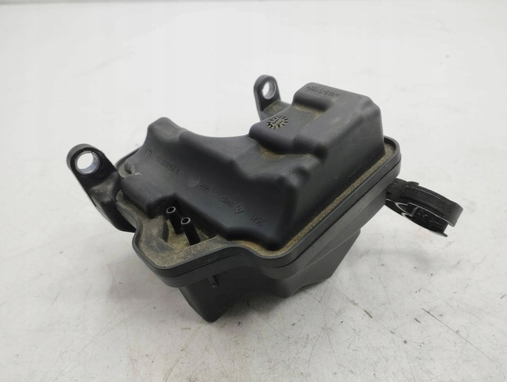 Купить Mini cooper countryman r60 2014 бак вакуумa 7560916