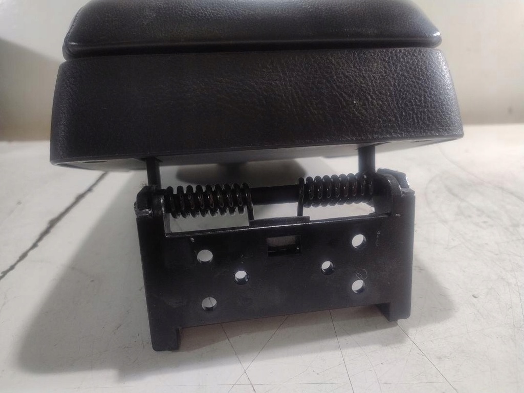 фото №6, Подлокотник hyundai santa fe ii