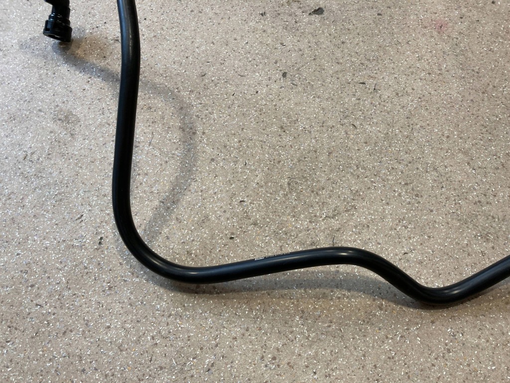 фото №6, Шланг радіатора оливи коробки bmw 3 g20 g21 8848365