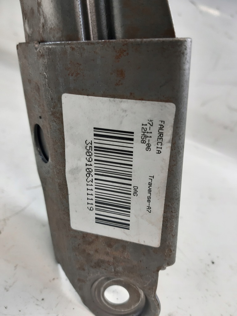 фото №8, Балка каркас консолі панелі приладової панелі peugeot 207