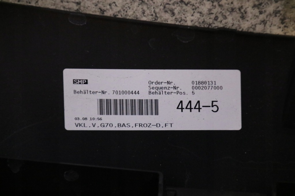 фото №11, Bmw 7 g70 i7 бампер перед передний цвет c64