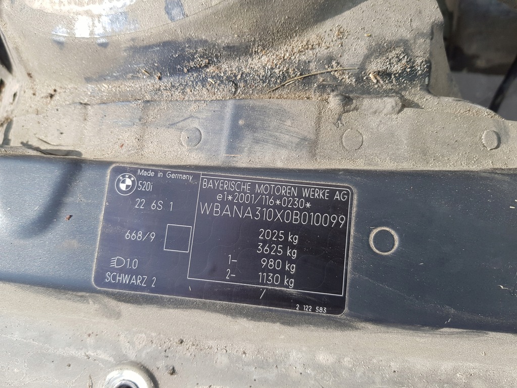 фото №7, Крыло правый перед schwarz 2 bmw e60 e61 przedlift