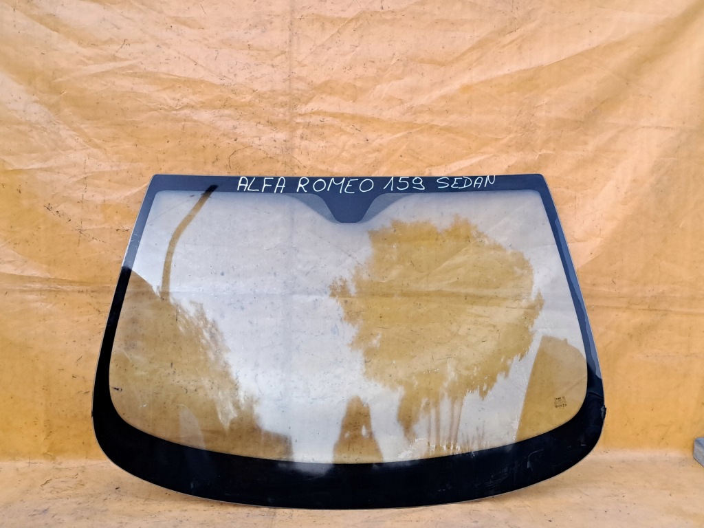 Стекло передняя лобовое alfa romeo 159 sedan 2005-2011r . Киев