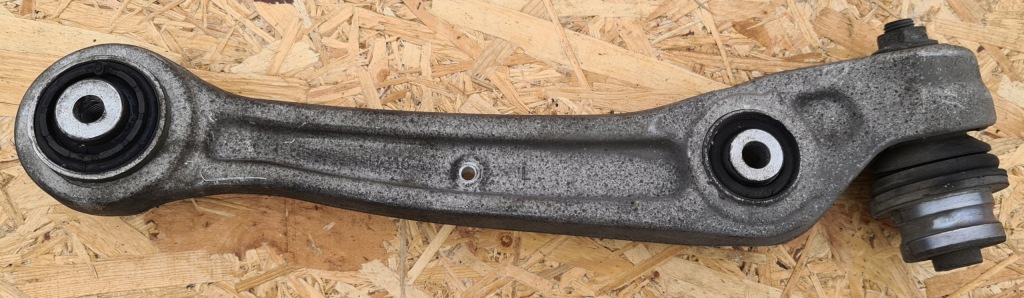 фото №1, Audi a8 d4 рычаг нижний левый передний перед 4h0