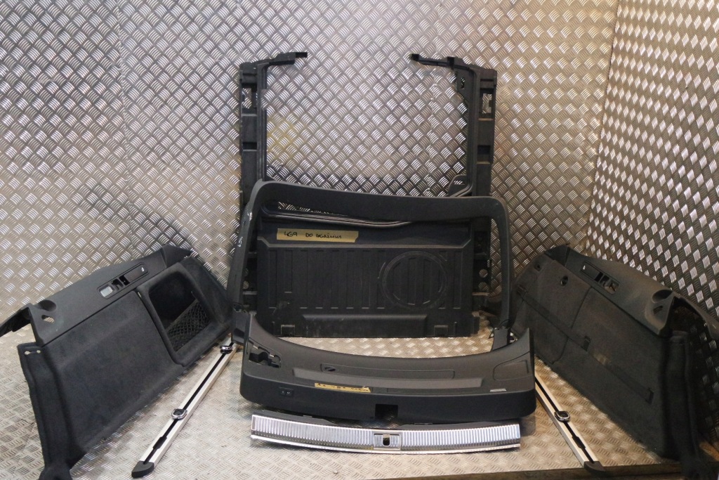 фото №1, Елементи багажника оббивка audi a6 4g9