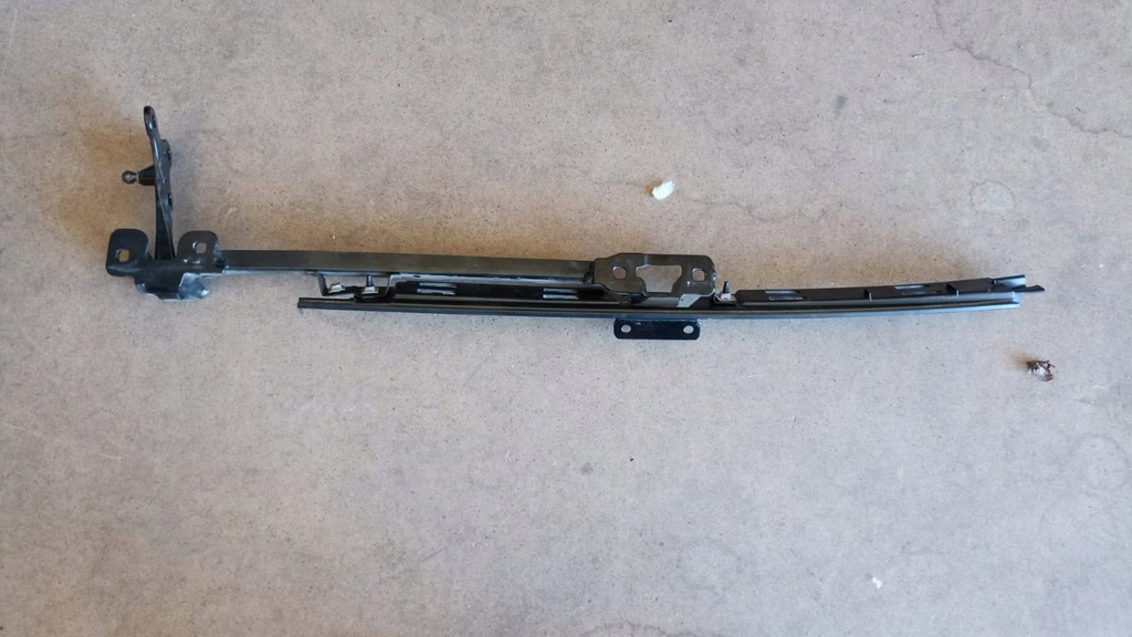 фото №1, Bmw i8 петля двері лівий 7312701