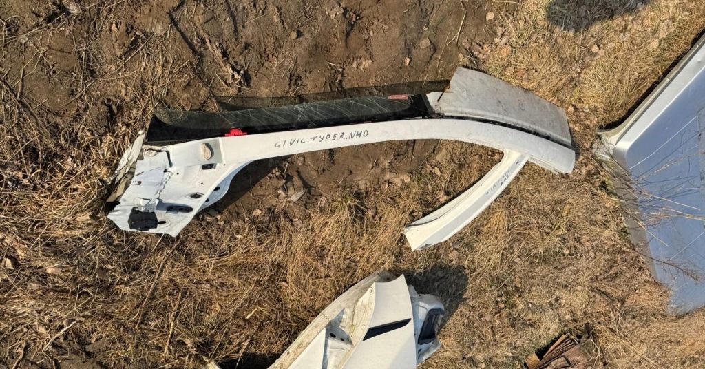 Четвертина стійку  a ліва перед даховий віконний honda civic ix type-r Ціна