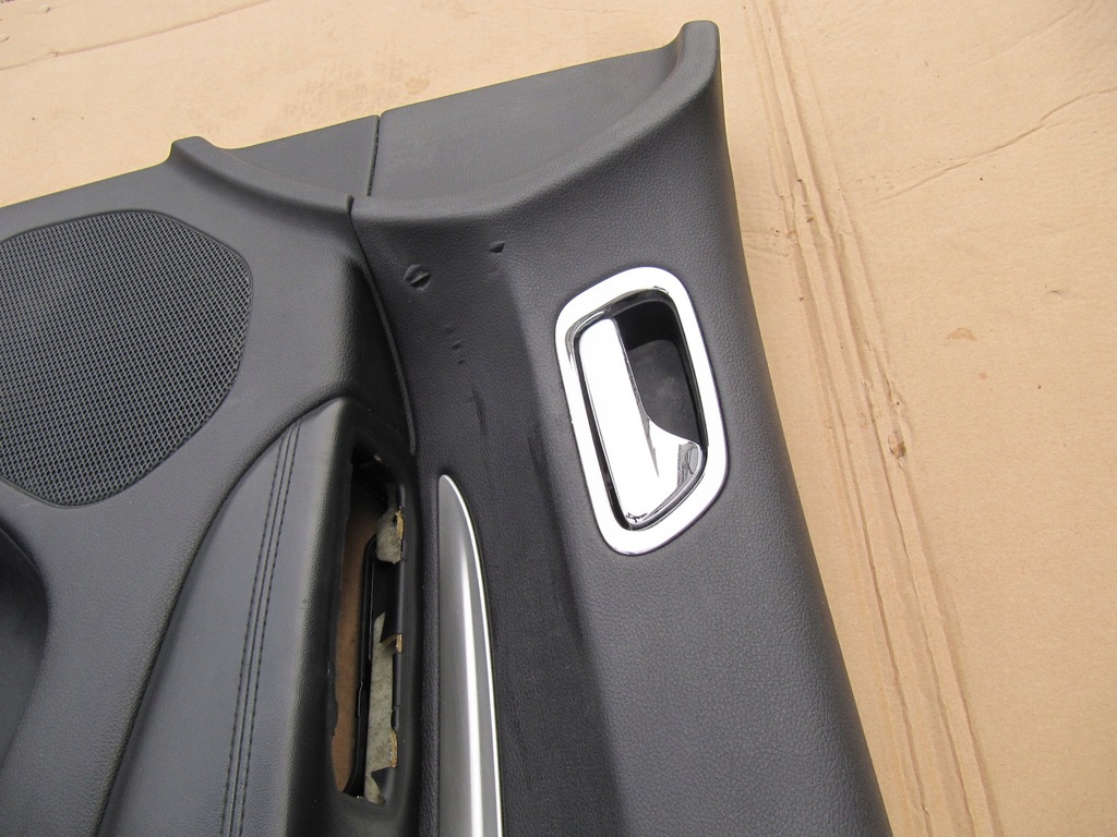 фото №11, Dodge durango iii 11 обшивка w дверь перед передние