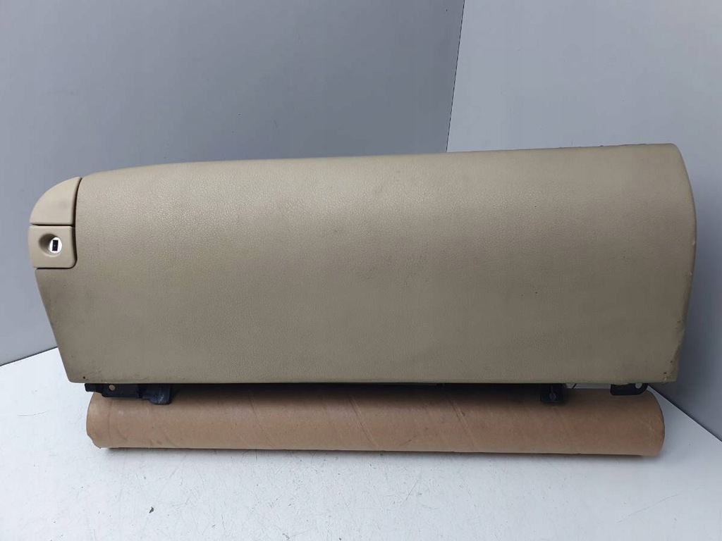 фото №1, Бардачок пассажира светлый beż lexus is 220 ii 2006 eu