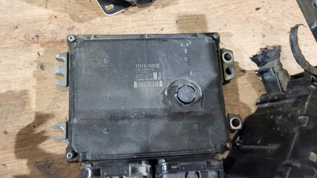 фото №9, Набор стартовый set suzuki sx4 i sedici 06- 1,6b 33910-75kc2 112400-0542mj