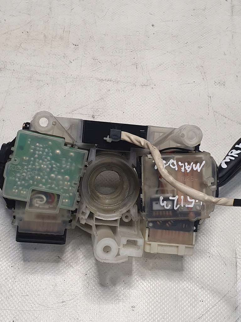 фото №11, Перемикач комбінований оригінальний номер gj5m 17d318 mazda 6 i gg 03r.