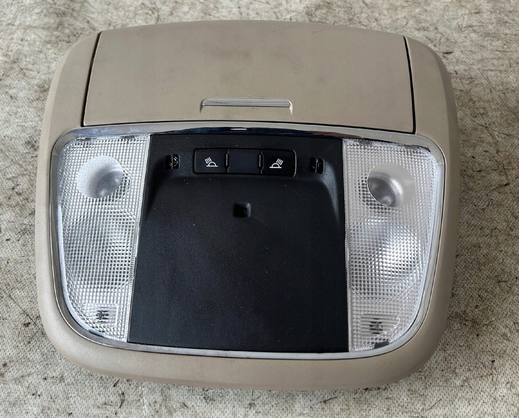 фото №1, Освітлення салону lancia thema 11- 68146915aa