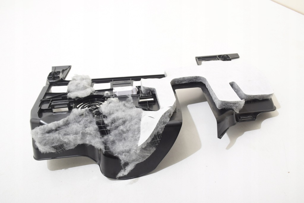 фото №7, Bmw g20 g21 g80 g82 g87 левая нижняя защита панели приборной панели консоли