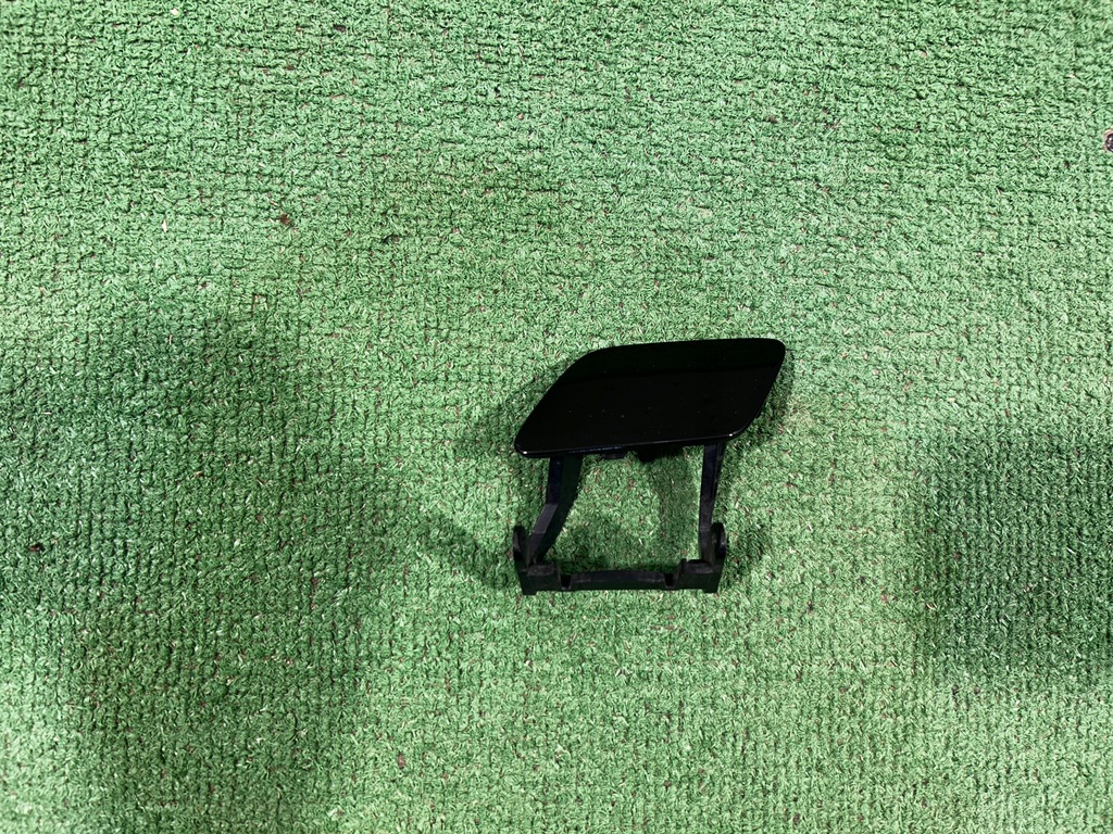 фото №1, Audi a5 8w6 заглушка розпилювача ліва 8w6955275