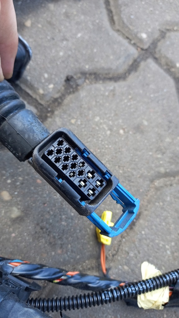 фото №8, Электропроводка жгут кабины volvo v60 10-18r