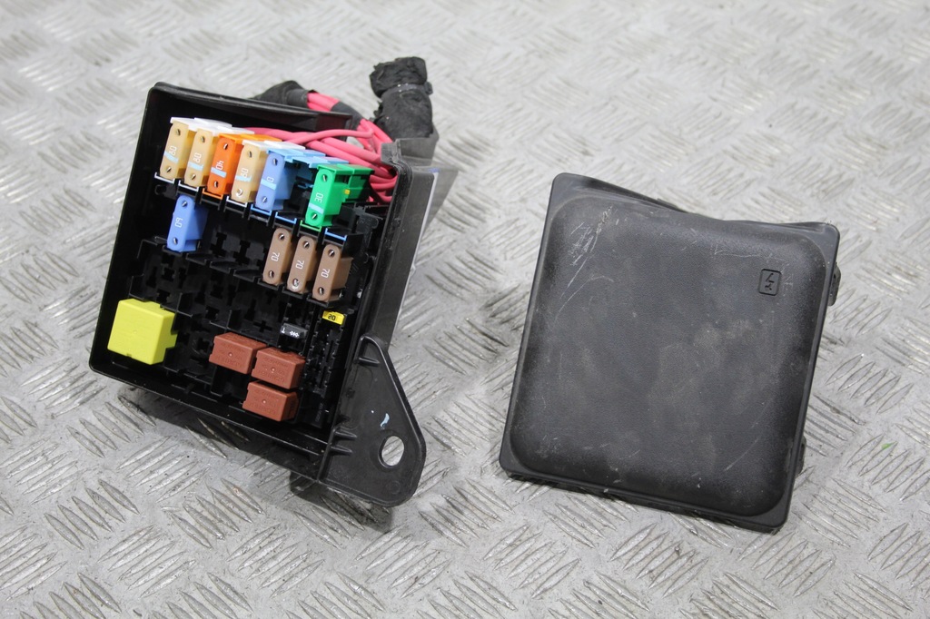 фото №1, Коробка предохранителей renault laguna iii 3