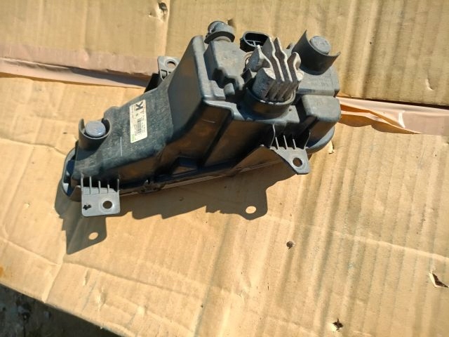 фото №4, Nissan leaf ii противотуманная фара левый свет led левая передние перед oryg.