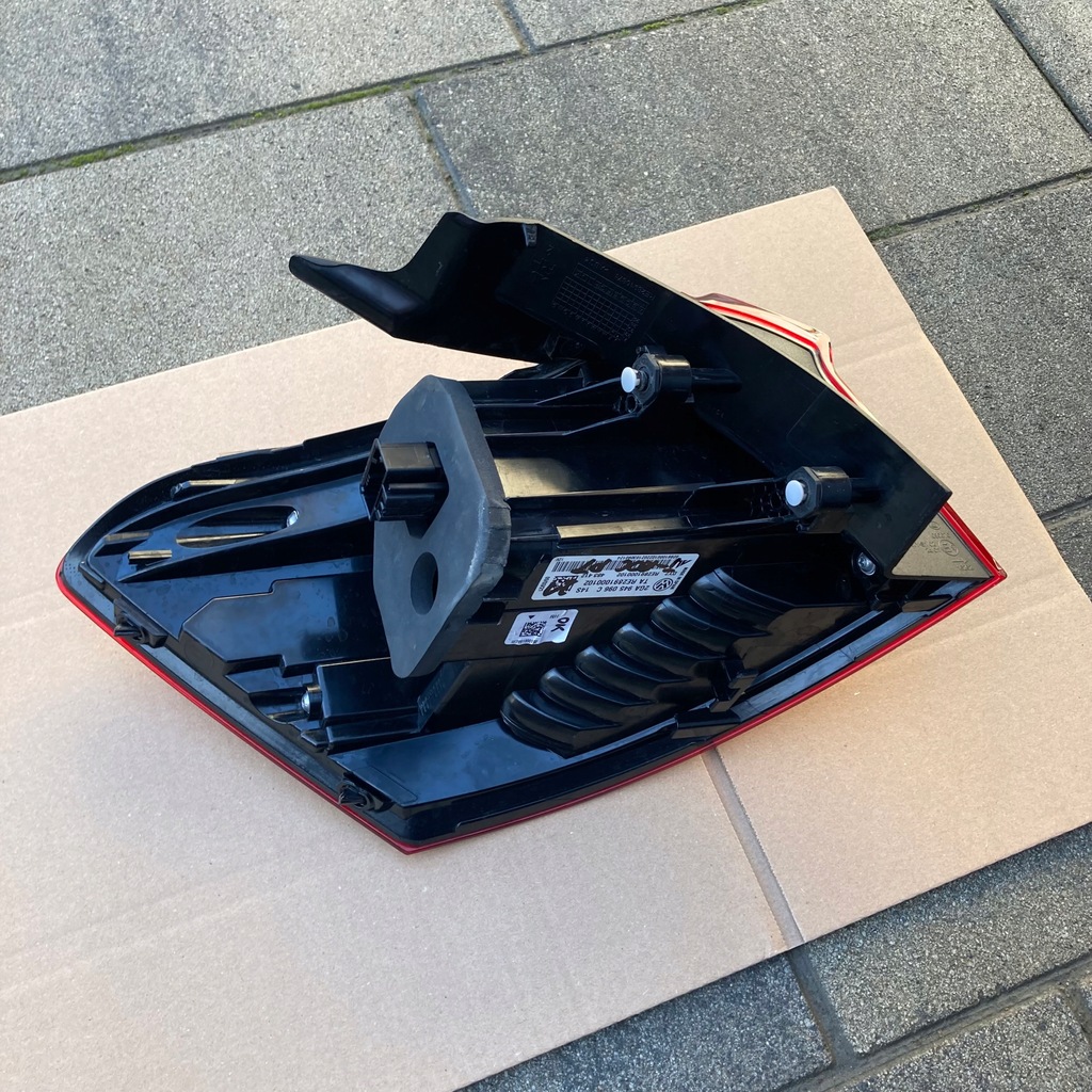 фото №12, Vw t-roc лампа правая задняя led 2ga945096c 2021r