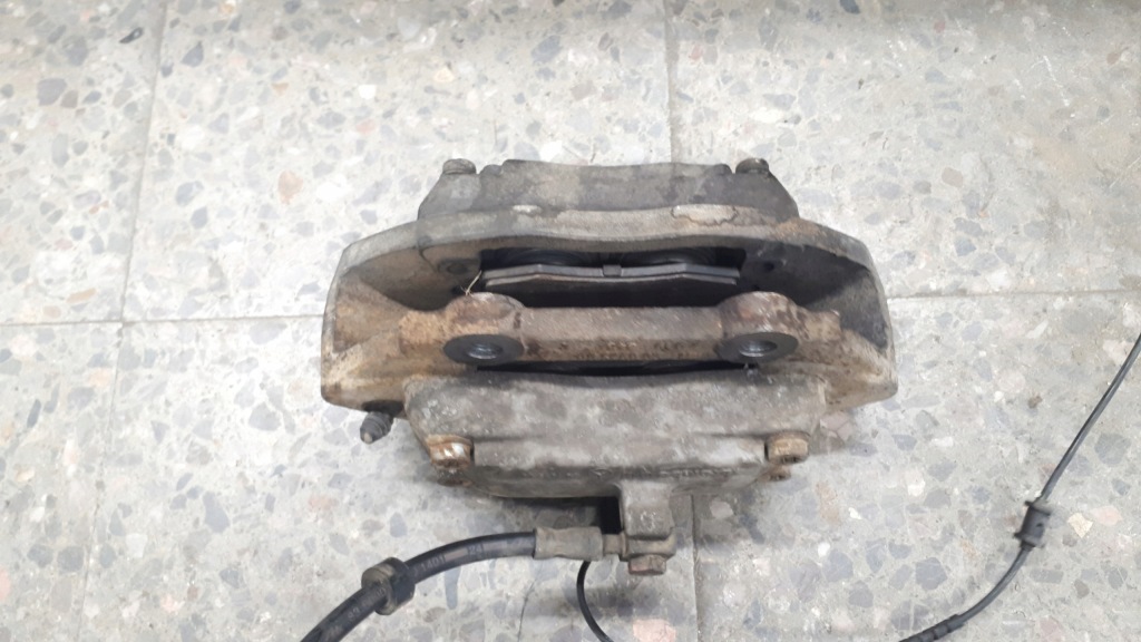 Супорт гальмівний w163 правий перед 4.0 cdi Недорого