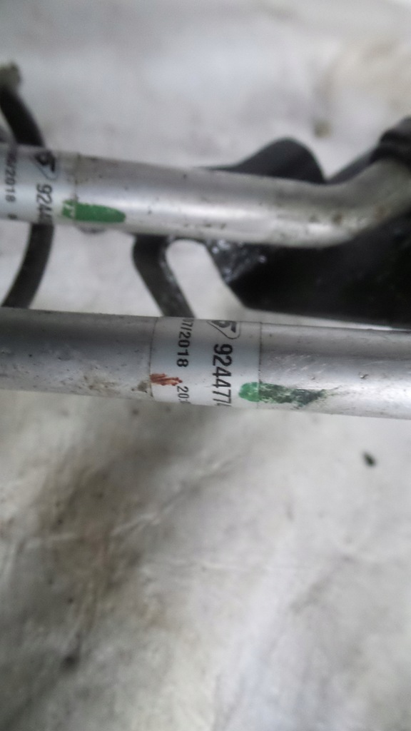 фото №4, Шланг кондиціонера renault zoe 924477415r трубка кондиціонер 924489058r