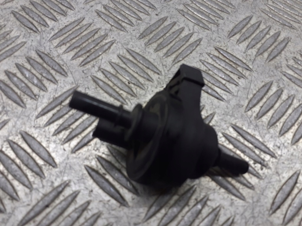 Купить Шланг воды клапан вакуумa dacia 8200024427