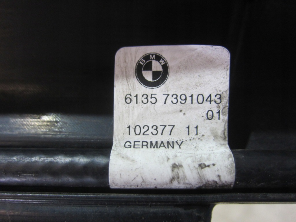 Bmw f10 f11 кронштейн направляющая бампера заднего smart 51128053584 8053584 Оригинал