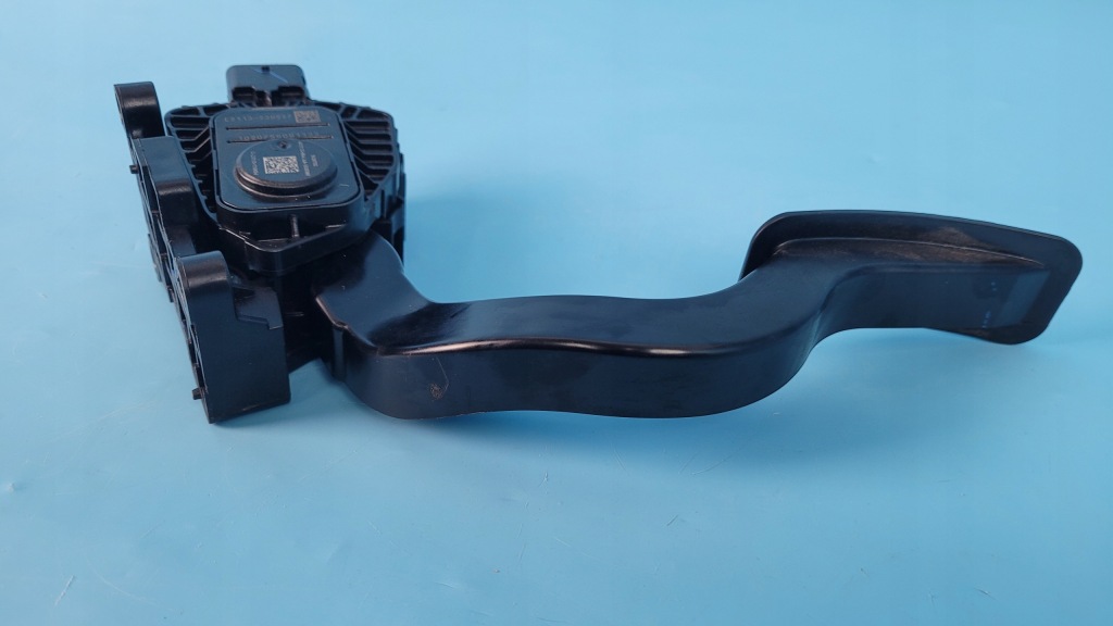 Tesla model 3 21r педаль прискорення газу 1044695-00-a Ціна