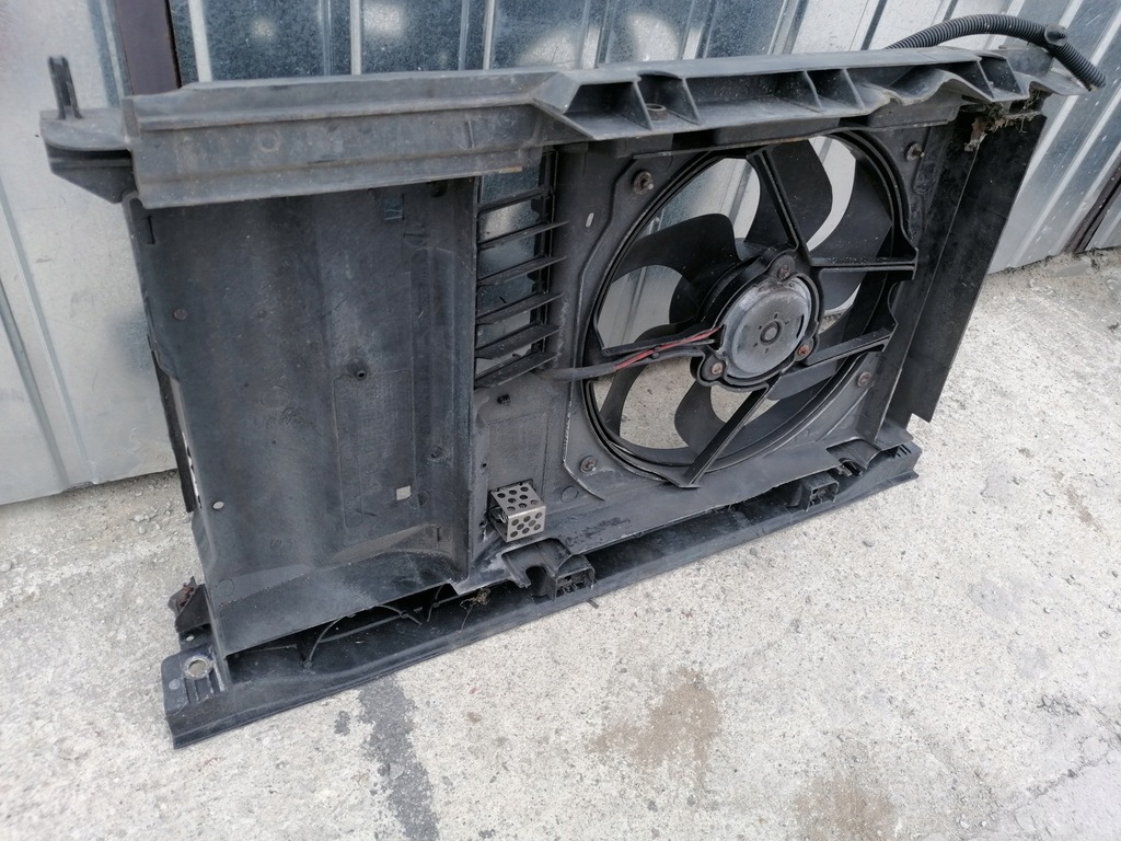 фото №8, Pas передний вентилятор citroen c4 i 04-08 1.6b