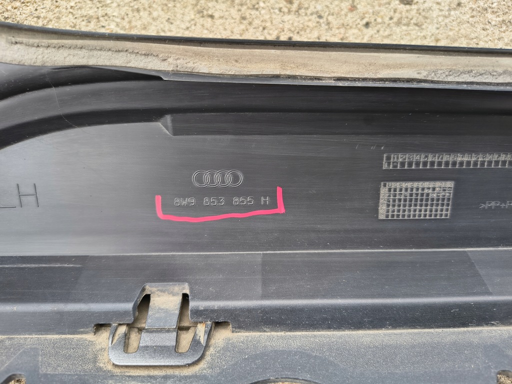 фото №10, Audi a4 b9 молдинг поріг ліва 8w9853855h