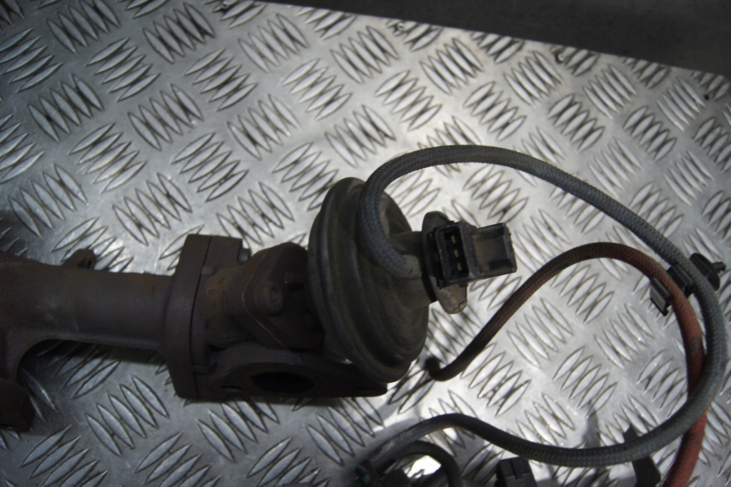 фото №8, Коллектор выпускной клапан управление mini r60