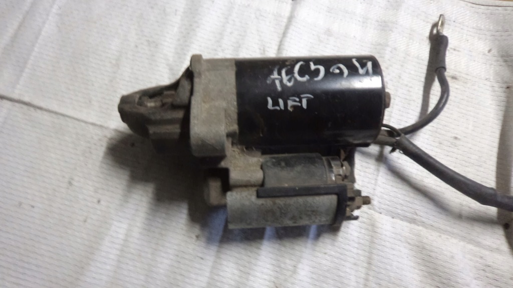 Купити Audi a6c5 стартер