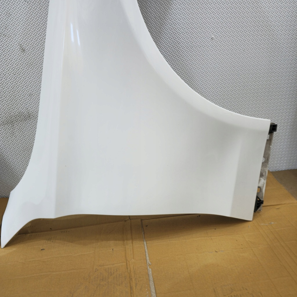 фото №10, Mercedes c-klasa w205 крыло передний перед левый 149