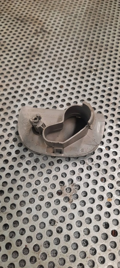 фото №2, Заглушка потолочный 8200393202 renault trafic