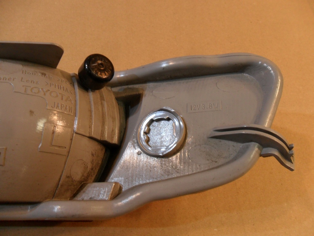 фото №10, Лампа задня ліва toyota yaris verso 2001-2004