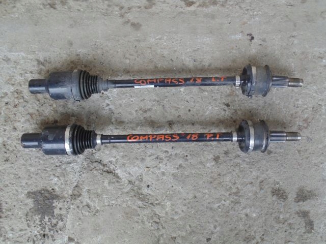 фото №1, Приводной вал задняя правая левая jeep compass 2.0d 17r.