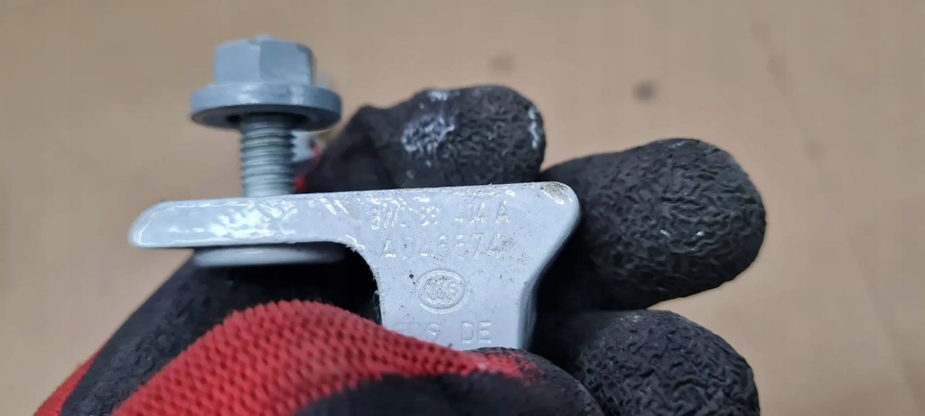 фото №9, A4 b9 8w s4 петля петли дверь правое правый перед комплект ls9r