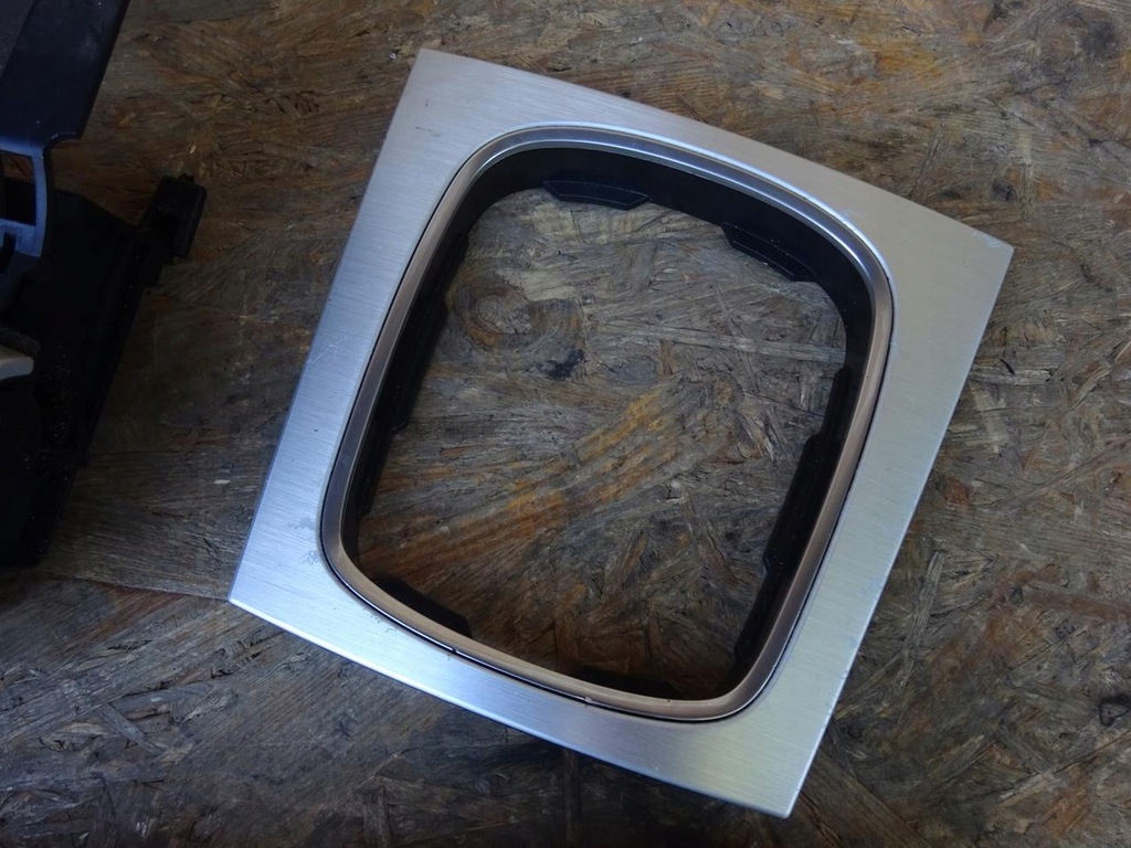 фото №7, Audi a3 8p 8p4 5d sportback накладки декори двері рамка механічна коробка передач s-line