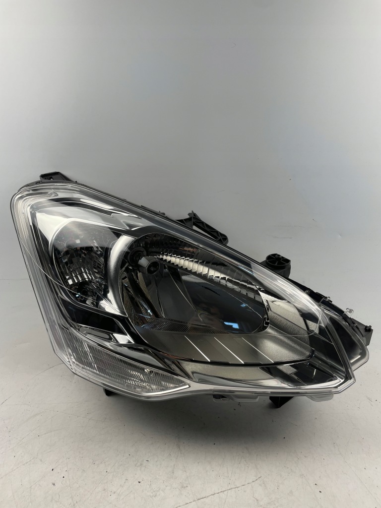 фото №1, Лампа передняя do citroen berlingo 2008-2012 6206k6 правая