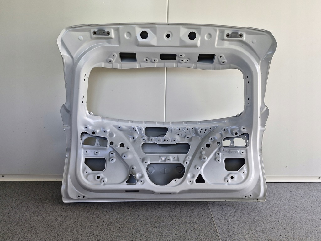 фото №4, Кришка багажника задня toyota corolla cross