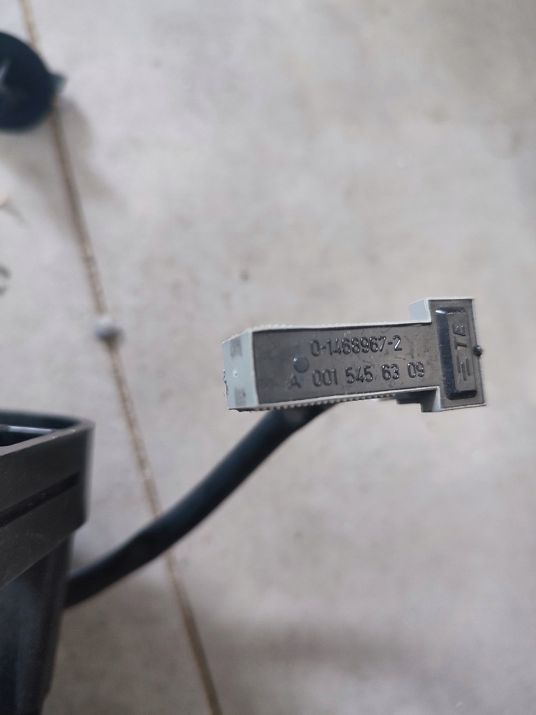 фото №5, Педаль тормоза датчик стоп a2462901001 w246 w176 w117 b a-kl. cla mercedes