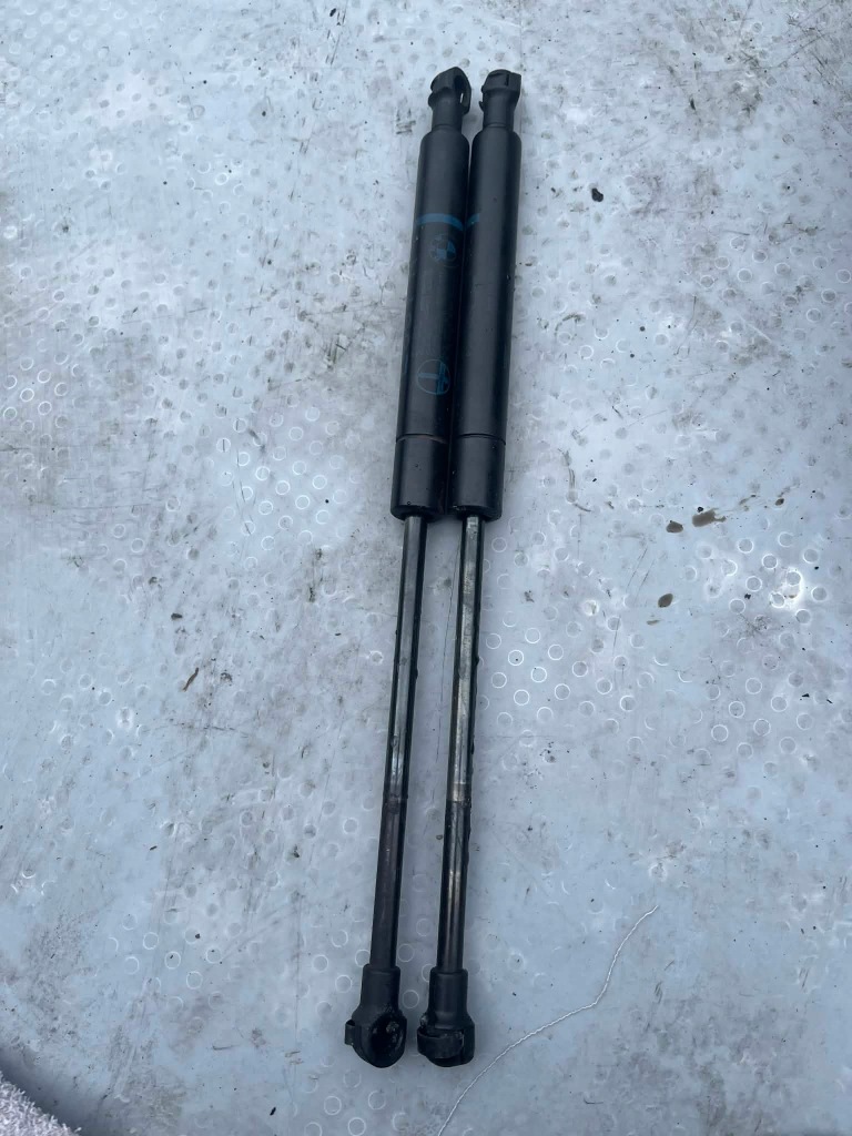 Купить Привод амортизатор амортизатор пружина капот перед bmw iv seria 5 e39