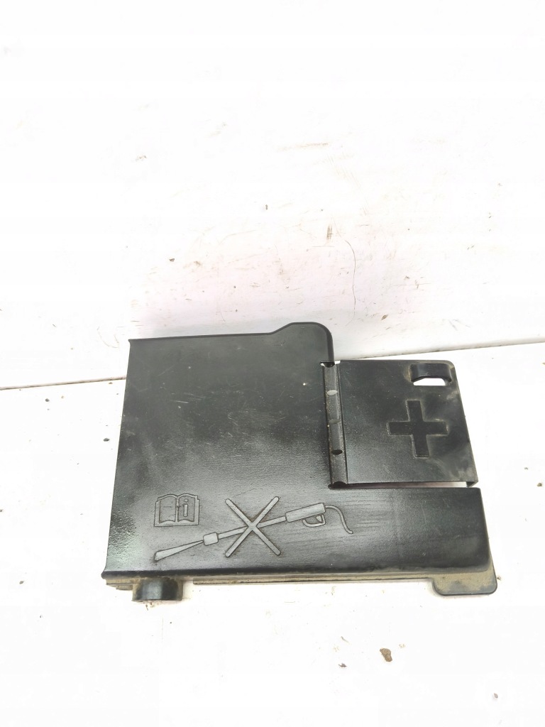 Купить Накладка аккумулятор opel astra iv j