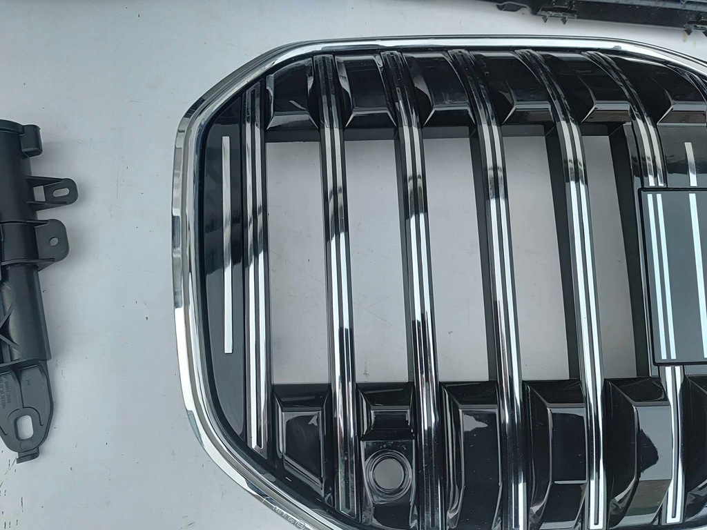 фото №11, Bmw i7 g70 решётка радиатора решётка радиатора решётки радиатора жалюзи перед iconic 3611