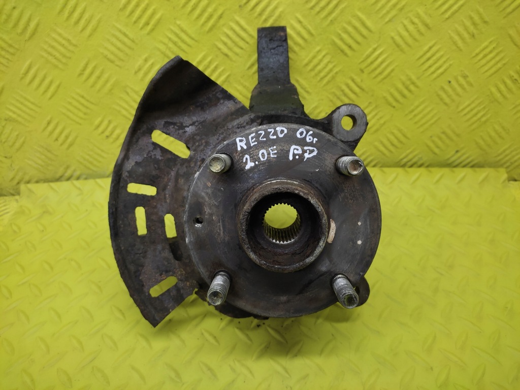 фото №1, Chevrolet rezzo 2.0 поворотный кулак ступица правый перед