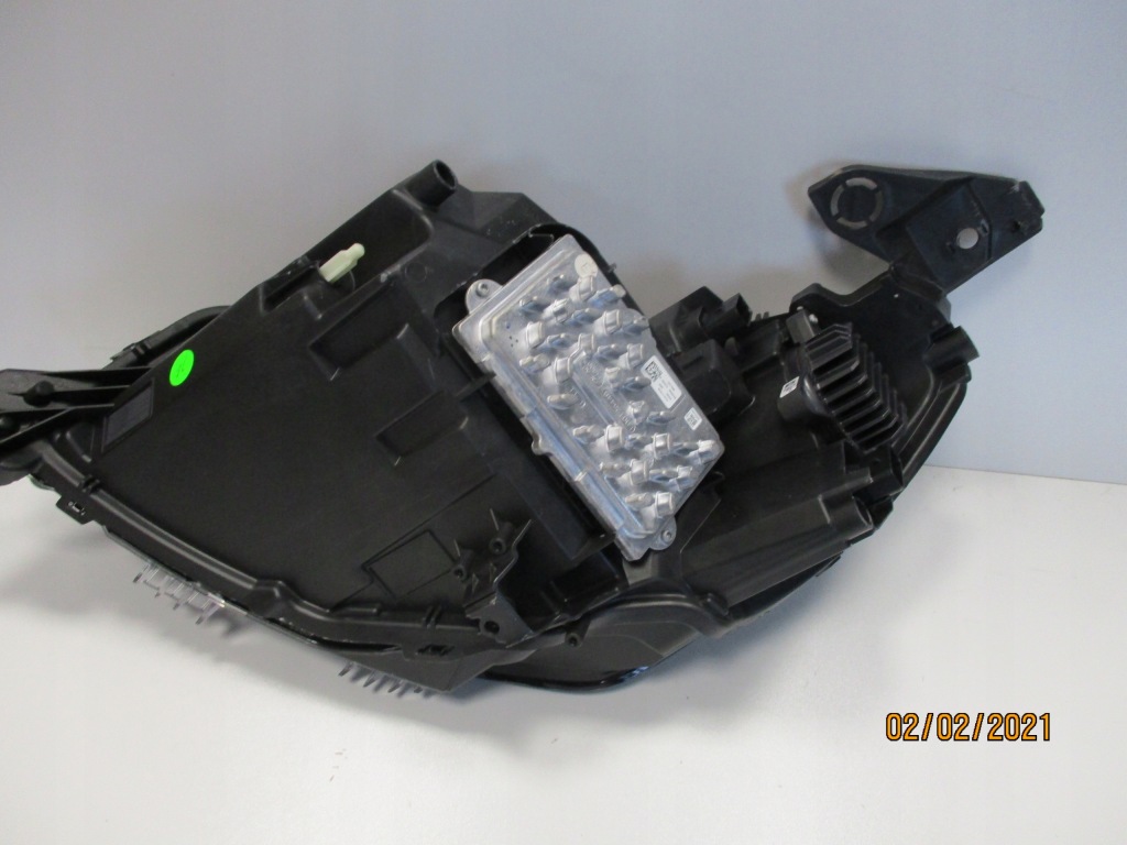 Фара ліхтарі  peugeot 208 2008 full led ліва правий Доставка