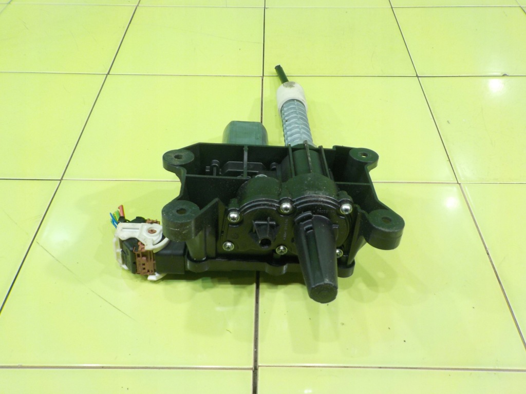 фото №6, Peugeot 3008 i 1.6 b 12r 5d тормоз электрический ручной 9673094880