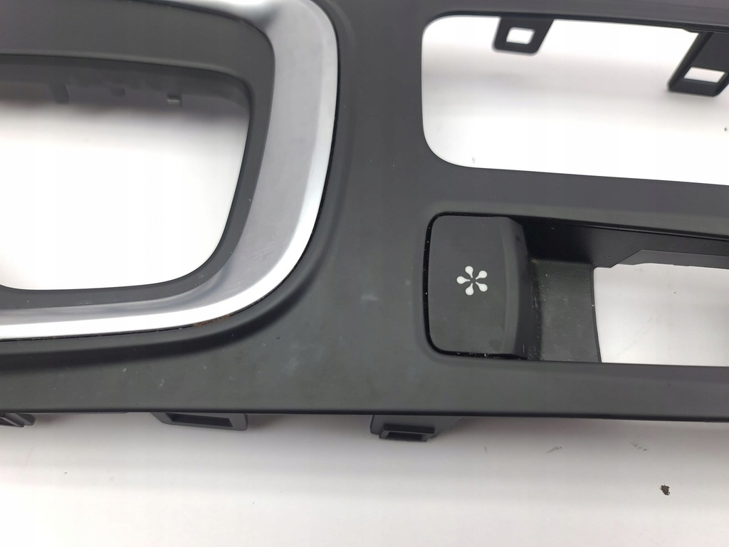 фото №14, Renault megane iv 2018 рамка тяга переключения передач